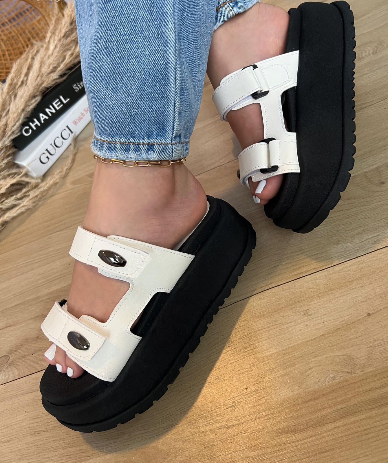 PROMO PACK DE SANDALIAS: VALDIRI TALCO + LOLA NEGRA